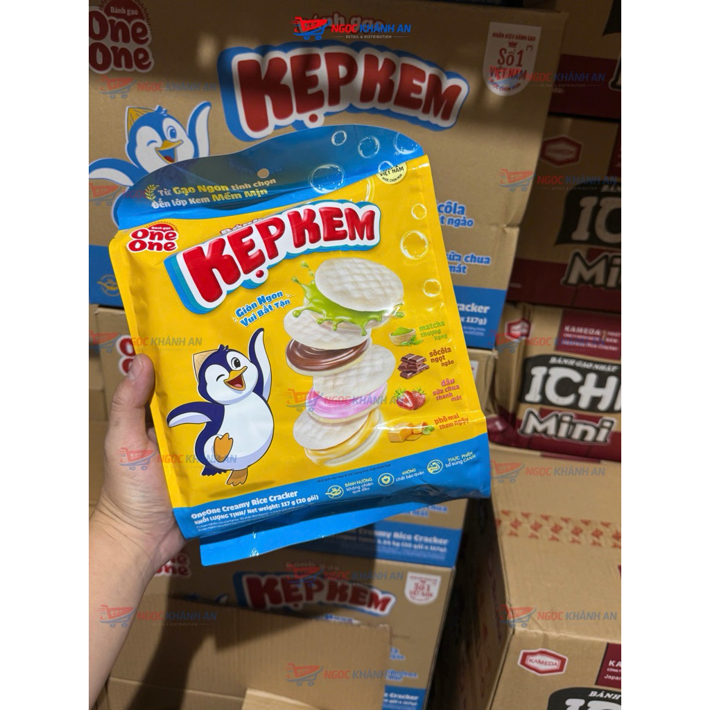 Bánh Gạo One One Kẹp Kem Thơm Ngon Dễ Ăn 117g