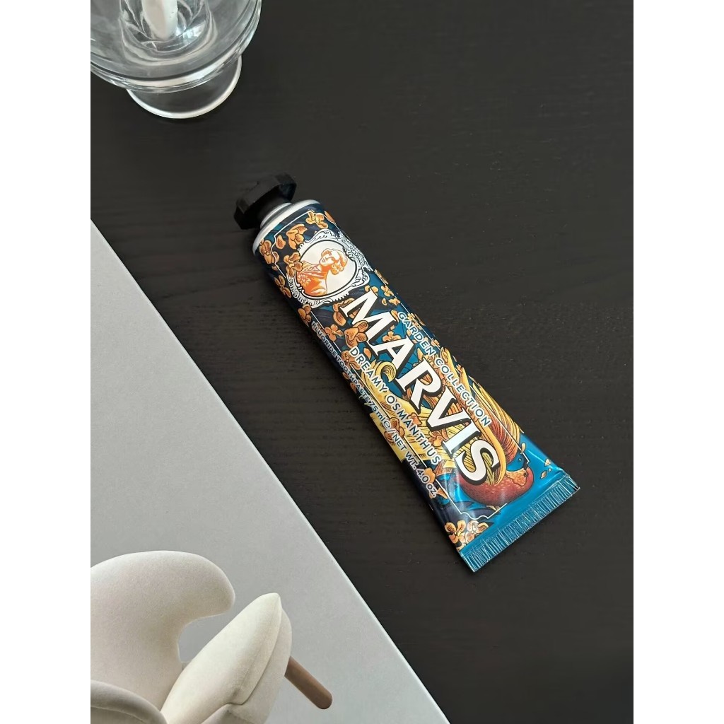 Còn hàng/hàng chính hãng MARVIS Kem Đánh Răng Hoa Lệ Mùa Hè 75ml răng trắng sáng hơi thở tươi mát