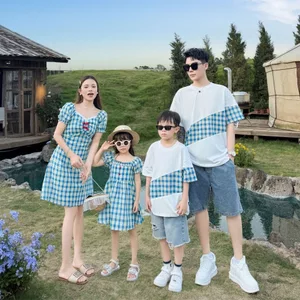 Áo gia đình 2026 phong cách trẻ trung phù hợp đi du lịch - picnic - chụp ảnh gia đình kỉ niệm