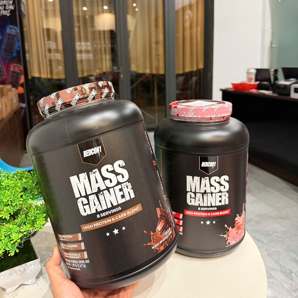 [Hàng BBT][TẶNG BÌNH] Mass Gainer Redcon1 hũ 2.6kg, 50g Protein, 1270 Calories 8 servings - KEYGYM