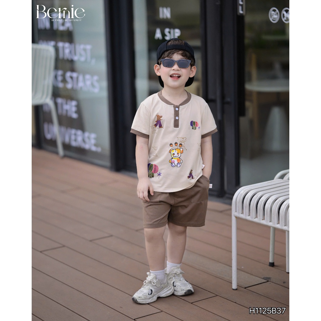 (Hãng Bernie)Bộ quần áo cổ tàu cộc tay họa tiết hoạt hình TAKE NO SHIS ,.chất  cotton co giãn, mềm mại cho bé đi học