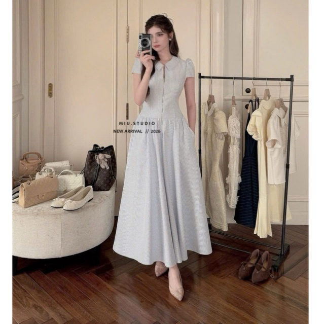 Đầm cổ đức dáng dài cộc tay chiết eo thanh lịch sang chảnh , Váy công sở thiết kế hoạ tiết kẻ sọc phối khoá kéo cao cấp