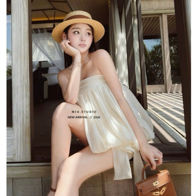 MIU.STUDIO • Váy quây cup ngực tiểu thư dáng bí bồng xoè phối chân ngắn thắt nơ ôm body sang chảnh ,chất liệu tơ cao cấp