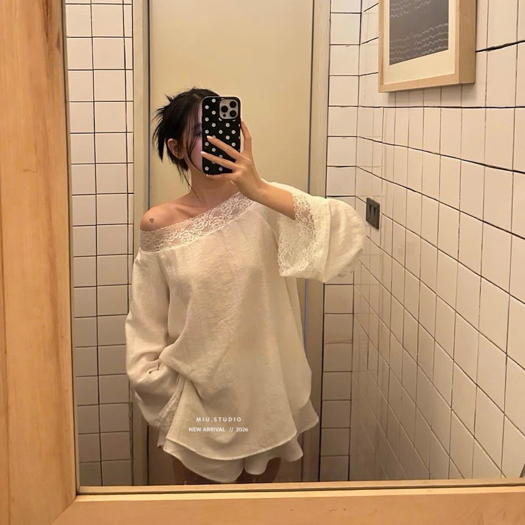 Set bộ tơ phối ren cao cấp dáng rộng phong cách basic HQuốc , Set áo trễ vai tay bồng phối ren kèm quần sooc giấu quần