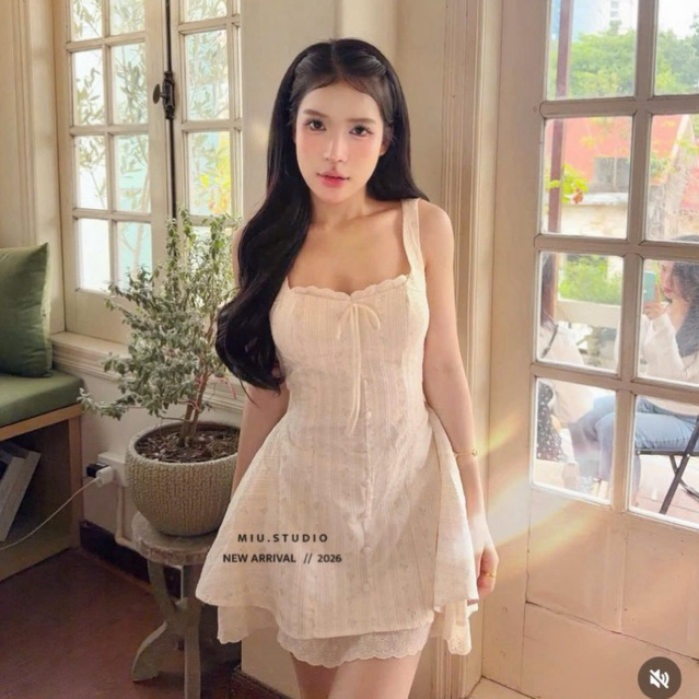 MIU.STUDIO • Đầm hoa nhí 2S phối ren đính nơ sang chảnh, Váy thiết kế dáng ngắn phong cách vintage tiểu thư nhẹ nhàng