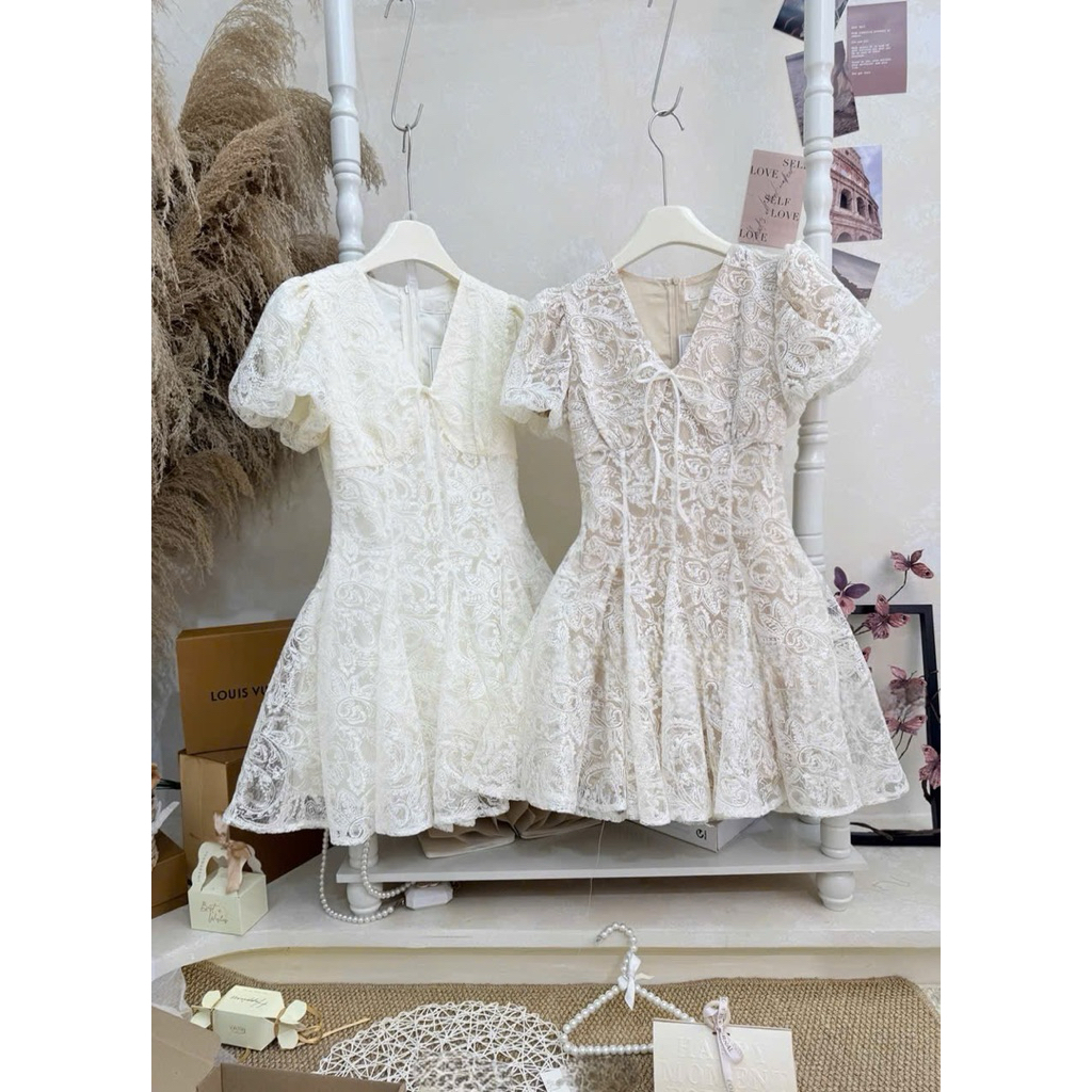 MIU.STUDIO • Đầm(Váy) ren hoa dáng ngắn tiểu thư thiết kế cổ V tay bồng phối nơ sang chảnh mặc đi tiệc ,hẹn hò ,dạo phố