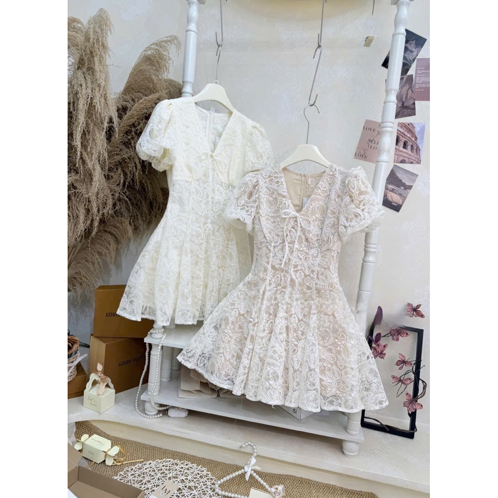 MIU.STUDIO • Đầm(Váy) ren hoa dáng ngắn tiểu thư thiết kế cổ V tay bồng phối nơ sang chảnh mặc đi tiệc ,hẹn hò ,dạo phố