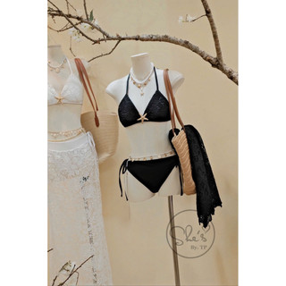 Set 3 Món: Bra Cài Sao Biển + Quần + Chân Váy Ren Chuẩn She’s