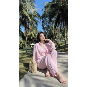 Set bộ cotton Hàn kèm bra nữ dáng suông mát nhẹ outfit du lịch biển hot trend hè 2026