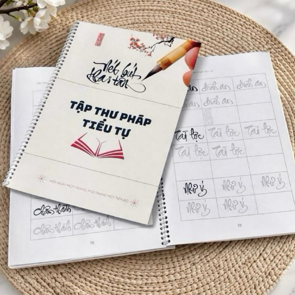 Vở tập thư pháp tiểu tự