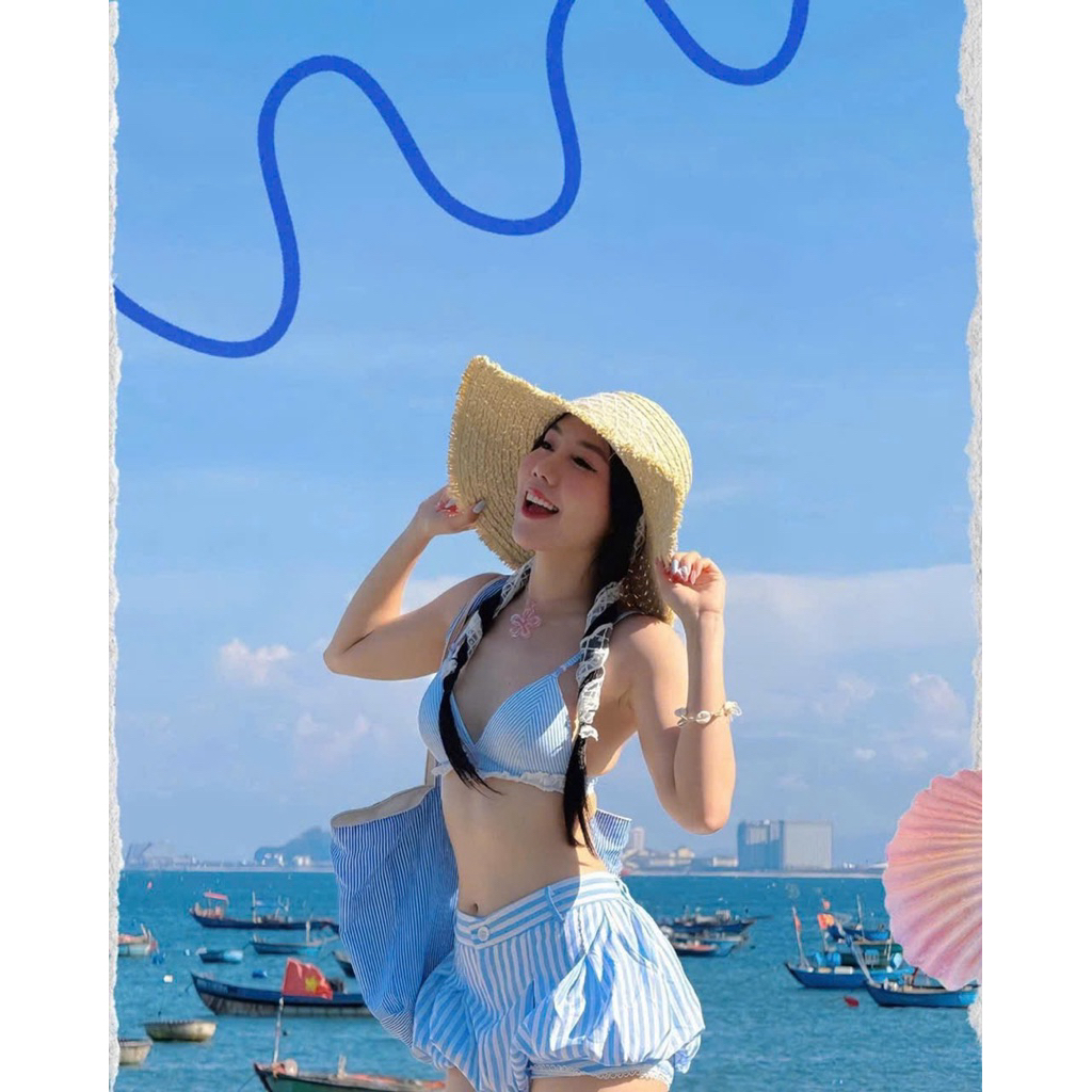 Set Bikini 2 Mảnh Kẻ Sọc Áo Tam Giác Viền Bèo + Quần Bí Xòe Nữ Tính Sexy Đi Biển Du Lịch Kieupham.shop