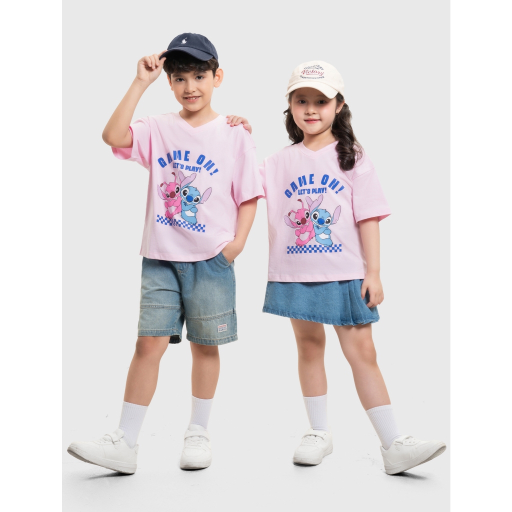Áo phông unisex trẻ em CANIFA cổ tròn cộc tay in hình Stitch 3TS26S004