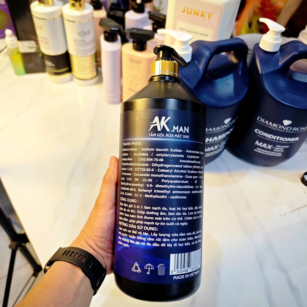 3 in 1 Dầu Gội - Sữa Tắm - Rửa Mặt AK MAN (2000ml) - Tắm Gội Rửa Mặt Tiện Lợi, Hương Nước Hoa