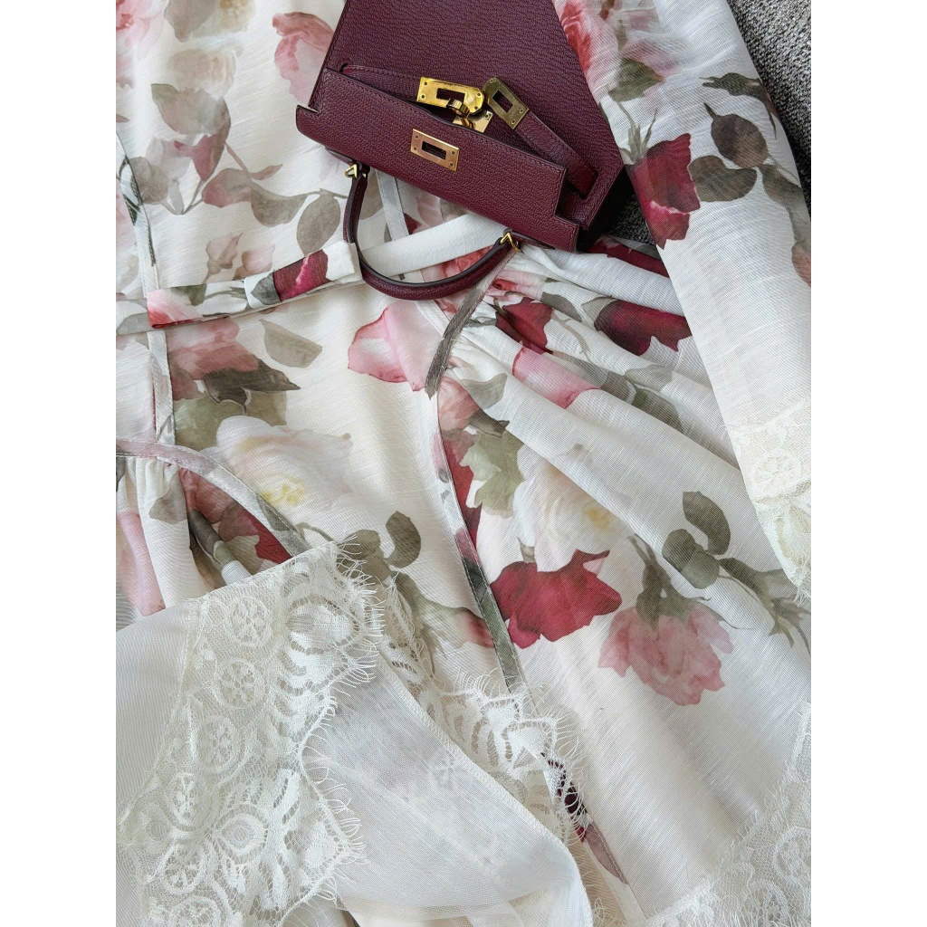 ZIMM STORE-Đầm thiết kế hoa nhí cổ điển thắt eo tôn dáng chân váy phối ren lỗ cao cấp