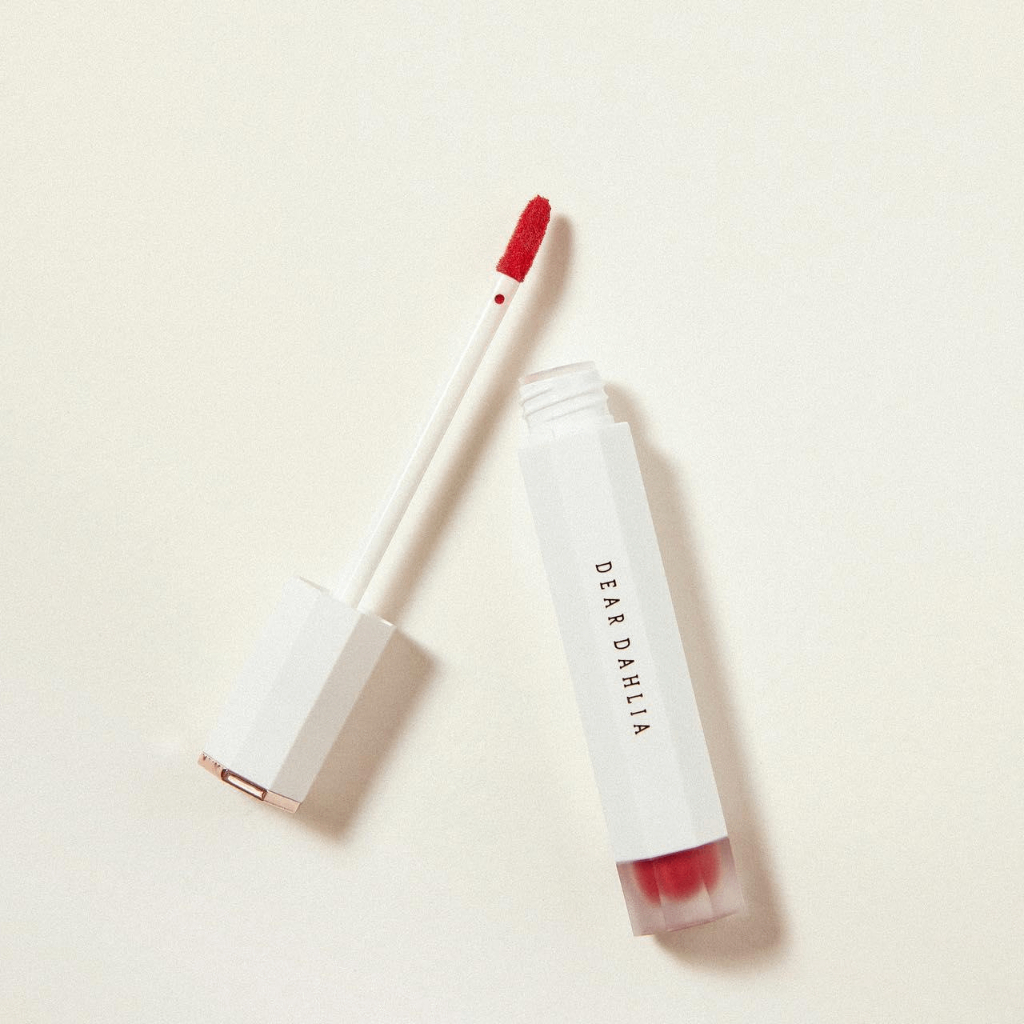 Son Kem Thuần Chay Nhẹ Môi Mịn Như Nhung Dear Dahlia Dream Velvet Lip Cloud 4g