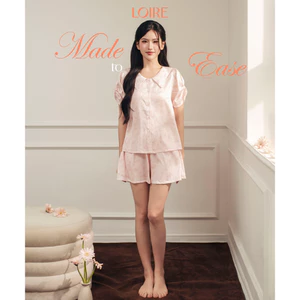 Bộ Mặc Nhà Lisse Loire FDMN260366 Họa Tiết Hoa Chìm Chất Lụa Pháp