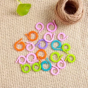 Đánh dấu len xoắn ốc (Gói 10 cái - màu ngẫu nhiên) | Tiệm Len Của Sam - Sam Crochet