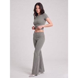 [ DEAL MỞ BÁN ] THEKIM Set Áo thun trơn cổ tròn và quần ống loe cạp gập bản to chất liệu rib cotton mềm CS337336