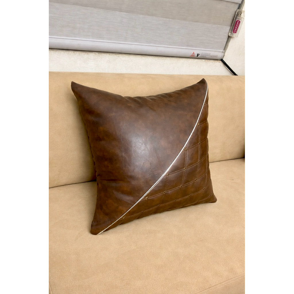 Gối trần trám chéo, Gối ôm, Gối tựa, Gối decor chất liệu da Cleo bền bỉ chất lượng.