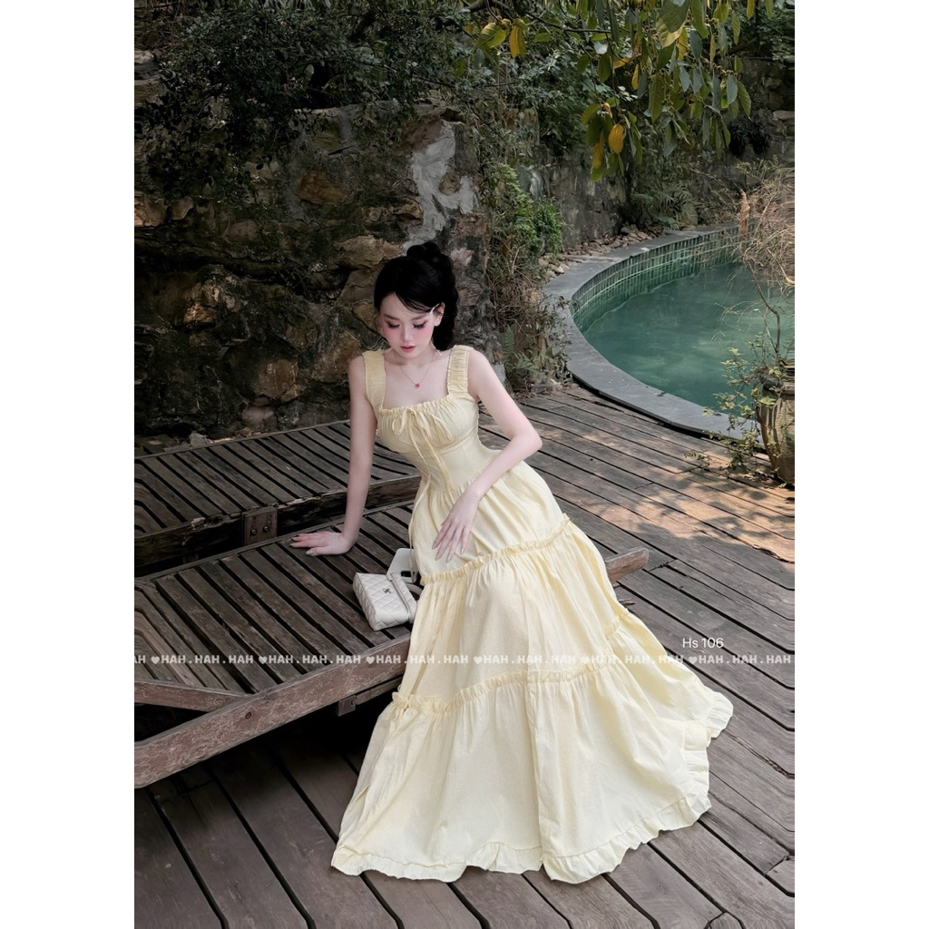 Váy maxi 2 dây kẻ thướt tha đi biển chụp ảnh sống ảo