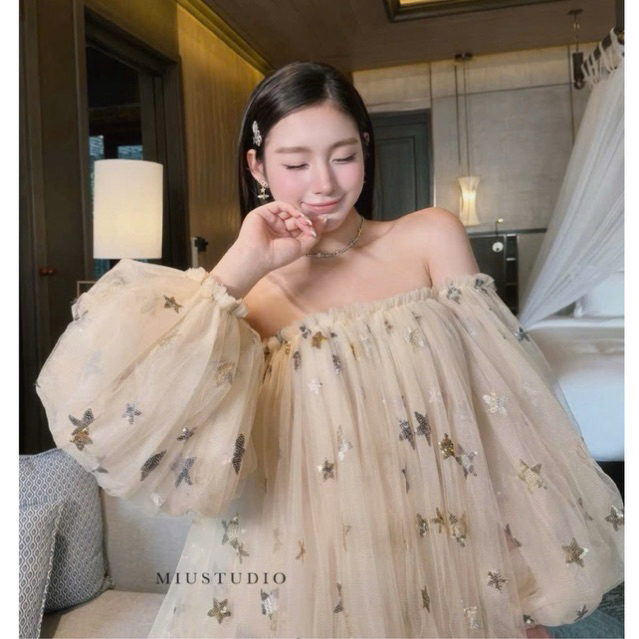 Áo váy trễ vai voan tơ tay bồng phối hoạ tiết ngôi sao lấp lánh ,Đầm công chúa dáng xoè sang chảnh mặc đi tiệc, đi chơi