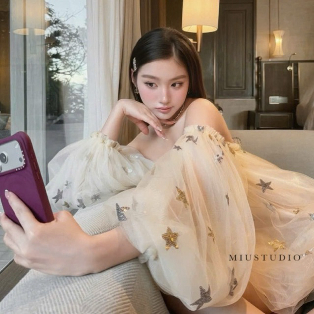 Áo váy trễ vai voan tơ tay bồng phối hoạ tiết ngôi sao lấp lánh ,Đầm công chúa dáng xoè sang chảnh mặc đi tiệc, đi chơi
