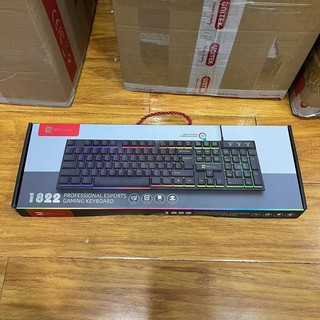 Bàn phím giả cơ có dây gaming R8 1822 giá rẻ - đèn led đa màu (đen)