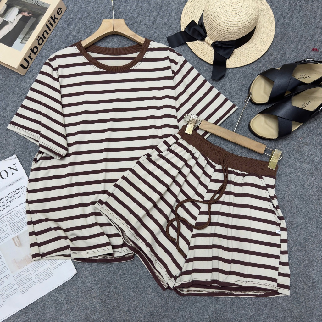 Set Nữ Bigsize Kẻ Sọc Form Suông – Áo Thun Basic + Quần Short Lưng Thun Co Giãn 50-92kg SET869