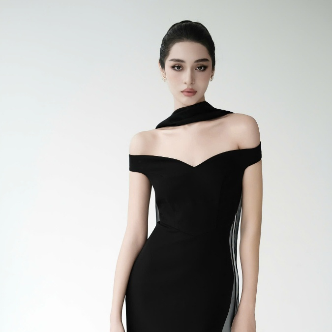 RON – Đầm Dài Trễ Vai Kèm Khăn Rời – Thiết Kế Ôm Body Sang Trọng
