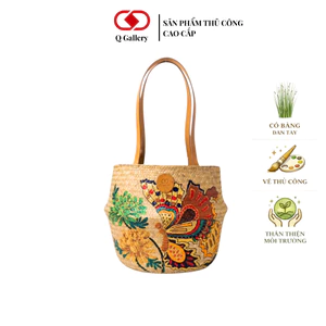 Túi Cỏ Bàng Bucket Q Gallery - Đan Vẽ Tay - Mộng Hồ Điệp