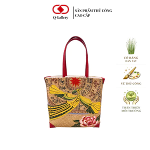 Túi Cỏ Bàng Tote Q Gallery - Đan Vẽ Tay - Trống Đồng Chim Lạc