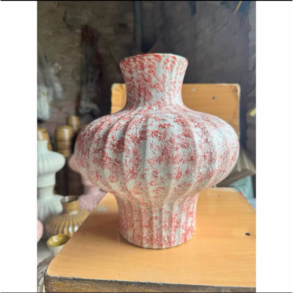 Bình Hoa Gốm Dáng Đèn Lồng Cao 27cm Thích Hợp Cắm Nhiều Loại Hoa, Decor Nhà Cửa