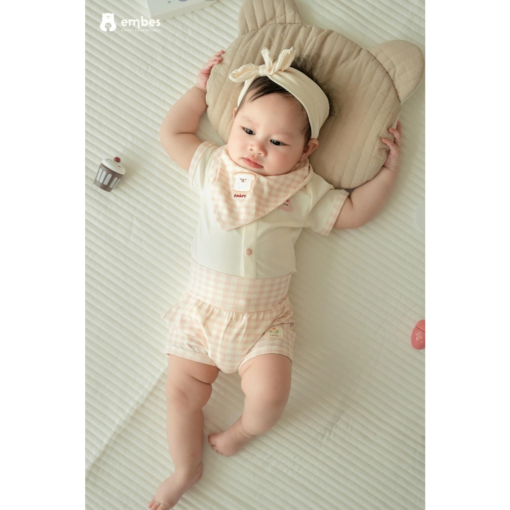 Yếm Cho Bé Embes, Yếm Tam Giác Kẻ Caro Thêu Họa Tiết Chất Bamboo Kháng Khuẩn Thấm Hút Cho Bé Sơ Sinh