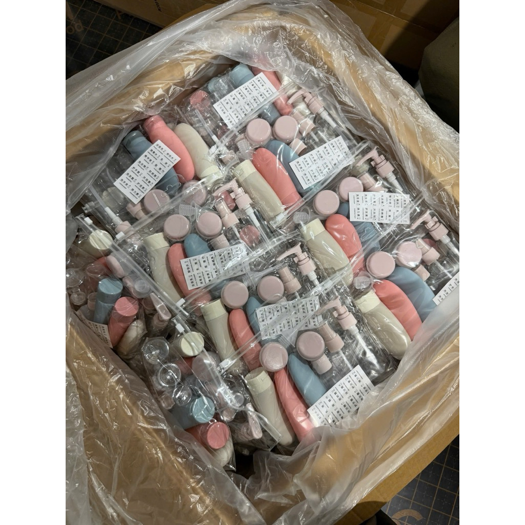 🧴 Set Chiết Mỹ Phẩm Mini Du Lịch – Tiện Lợi, Nhỏ Gọn, Đa Năng ✈️