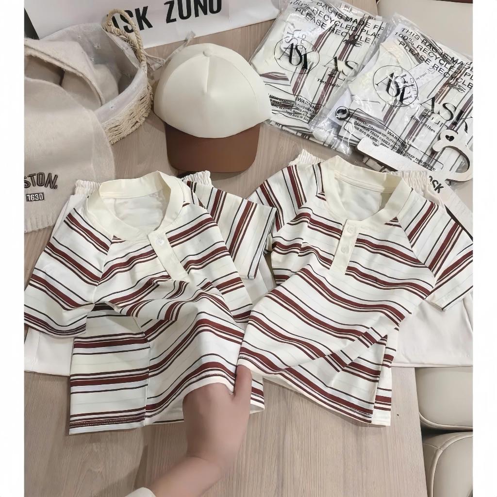 Bộ 3 chi tiết THÊU trên mũ, quần áo cổ tàu cộc tay họa tiết kẻ be thêu,chất áo cotton mềm mịn,thoáng mát cho bé đi học