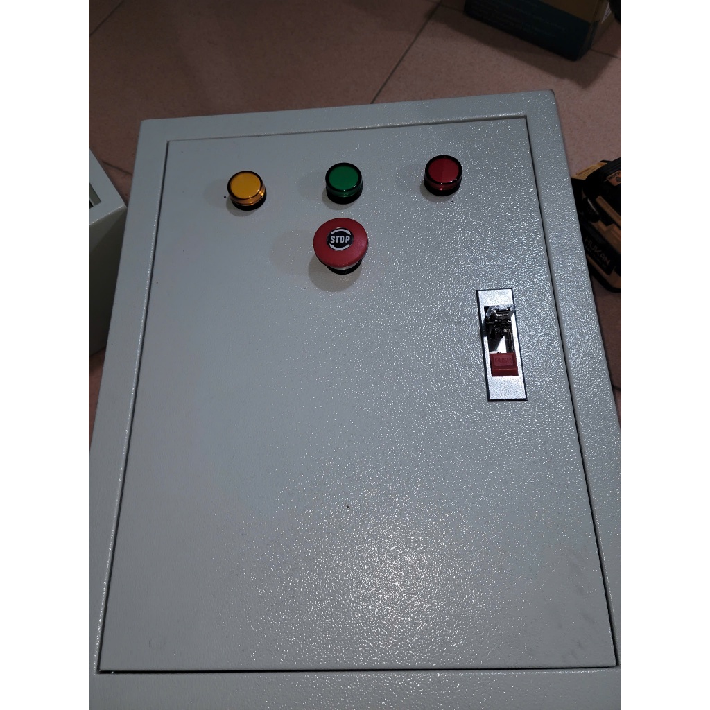 Tủ điện 3 pha 65A-100A bảo vệ mất pha, trung tính, chống chập quá tải, cao áp thấp áp bằng Shunt trip hoặc KHỞI ĐỘNG TỪ