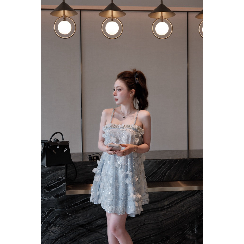 Đầm 2 dây ngọc kim sa hoa nổi Đoàn Thương