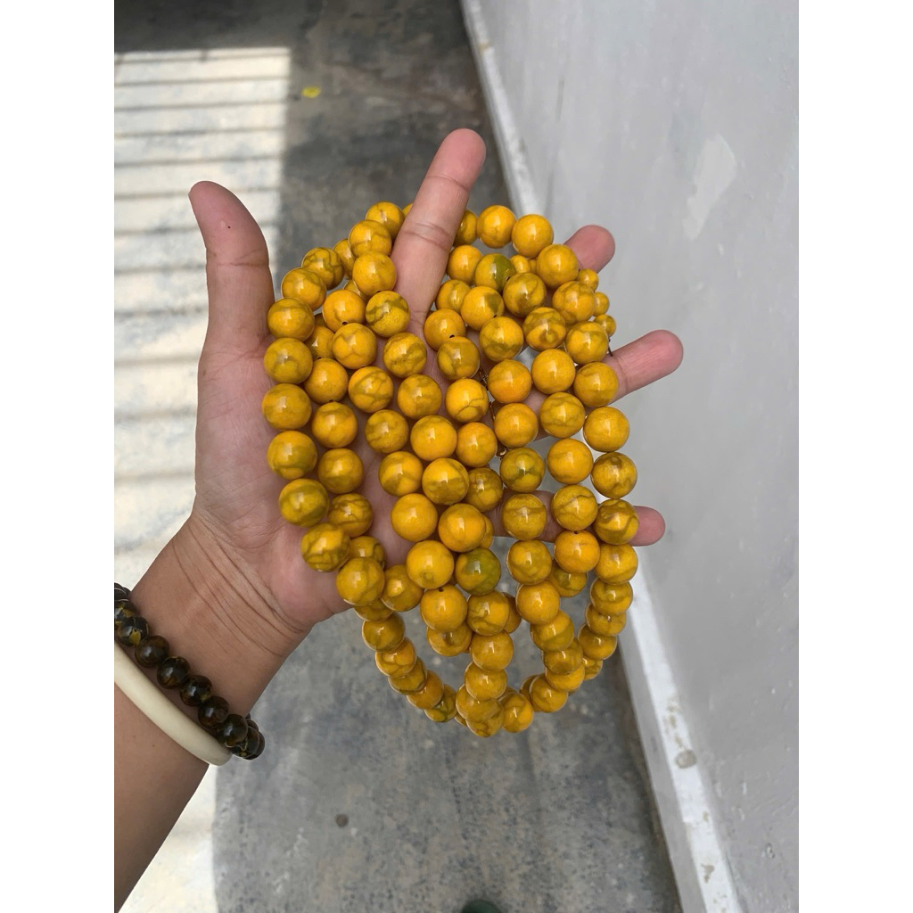 chuỗi 10ly 108 hạt san hô vàng
