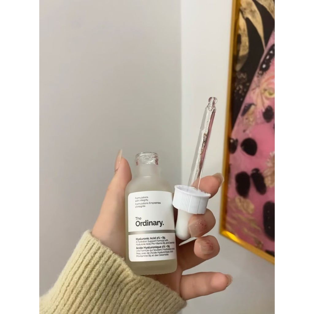 Kem serum The Ordinary 2% HA + B5 30ml phù hợp mọi loại da, đặc biệt da khô nhạy cảm, giữ ẩm lâu dài