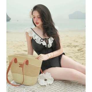 𝐄𝐦𝐱𝐢𝐧𝐡𝐩𝐥𝐮𝐬 | Hỏa tốc HN | Bikini 1 mảnh cổ V ren trắng