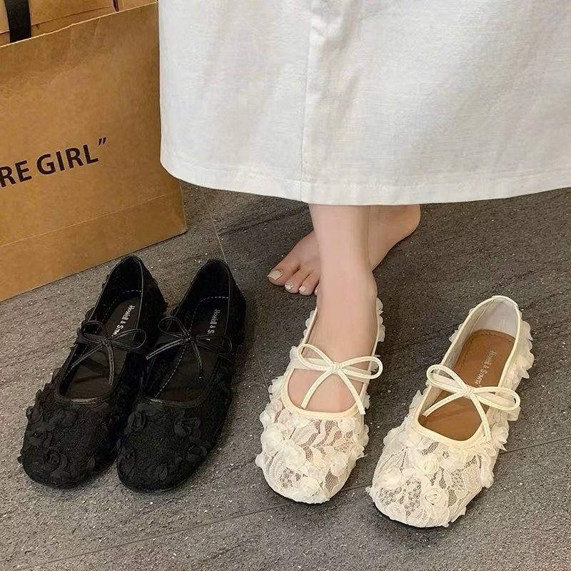 Giày Đế Bệt Ren Nữ, Giày Búp Bê Nữ Phối Hoa Hồng Hai Màu Đen Trắng Đi Nhẹ Êm Chân  (CÓ HỖ TRỢ ĐỔI SIZE) || Mã N40