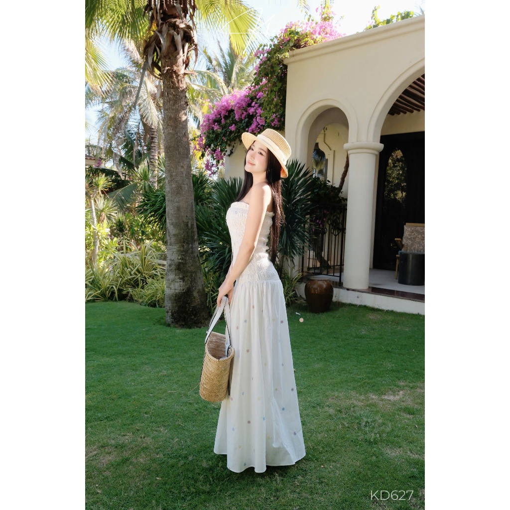 Đầm maxi thô thêu hoa nhí Khiết smock xòe nhẹ nữ tính bay bổng mùa hè KD627