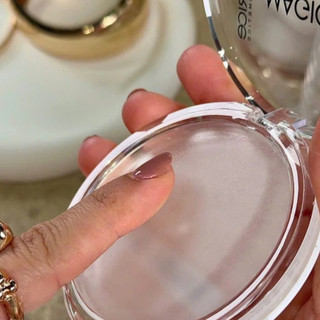 Phấn Phủ Dạng Gel Catrice Magic Shine Eraser Gel To Powder Mattifying Kiềm Dầu 10g