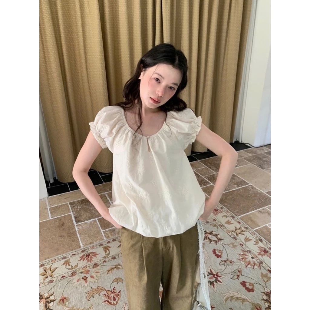 Áo bèo tay phồng cổ bèo họa tiết hoa chìm Hàn Quốc, Áo kiểu nữ croptop phong cách nhẹ nhàng