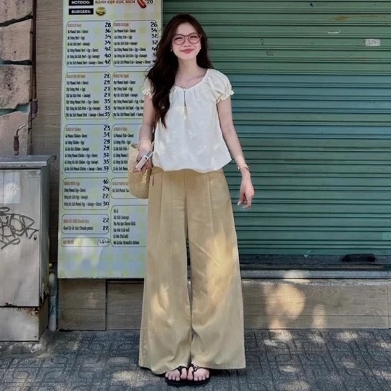 Áo bèo tay phồng cổ bèo họa tiết hoa chìm Hàn Quốc, Áo kiểu nữ croptop phong cách nhẹ nhàng
