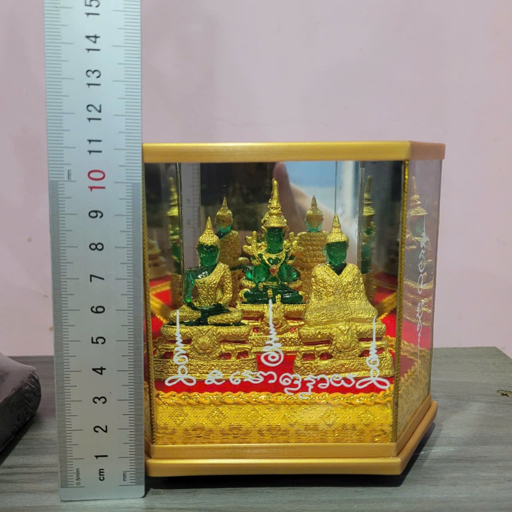 Vật Phẩm Trang Trí Để Bàn Hoặc Treo Xe Mang Lại Cảm Giác Bình An Mỗi Ngày