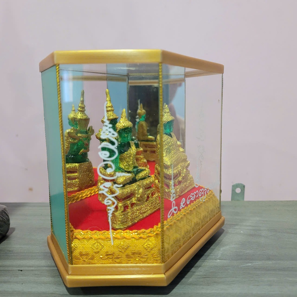 Vật Phẩm Trang Trí Để Bàn Hoặc Treo Xe Mang Lại Cảm Giác Bình An Mỗi Ngày