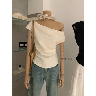 𝐏𝐡𝐢𝐞𝐧 𝐖𝐆𝐖𝐄 | (Sẵn) w9345 Áo Thô Cổ Đổ Trễ Vai Cộc Tay 2 Màu