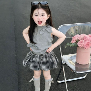 Set áo xám đính nơ + chân váy dáng bí caro đen xinh xắn cho bé gái