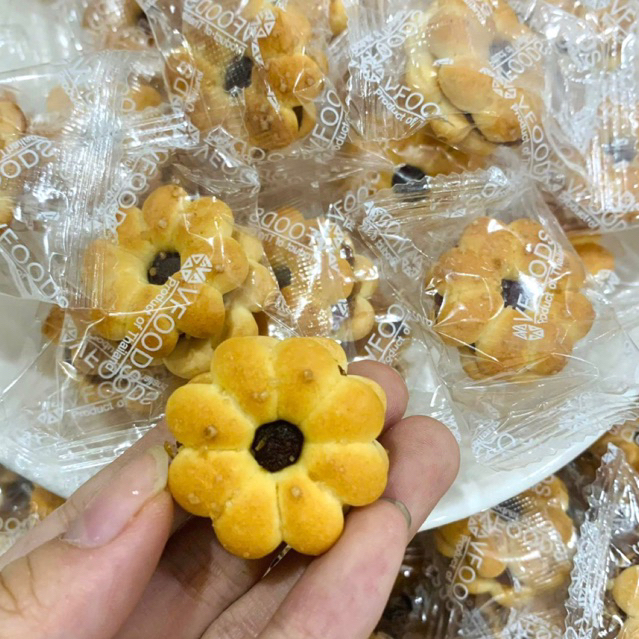Bánh Bông Mai Nhân Mứt Khóm Đặc Sản - Thơm Ngon Đậm Vị